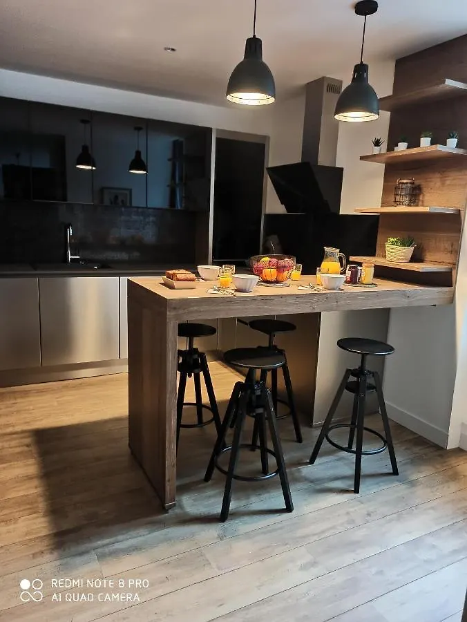 Apartament Triplex 110 M2 Centre Historique Avec Jacuzzi Dinan