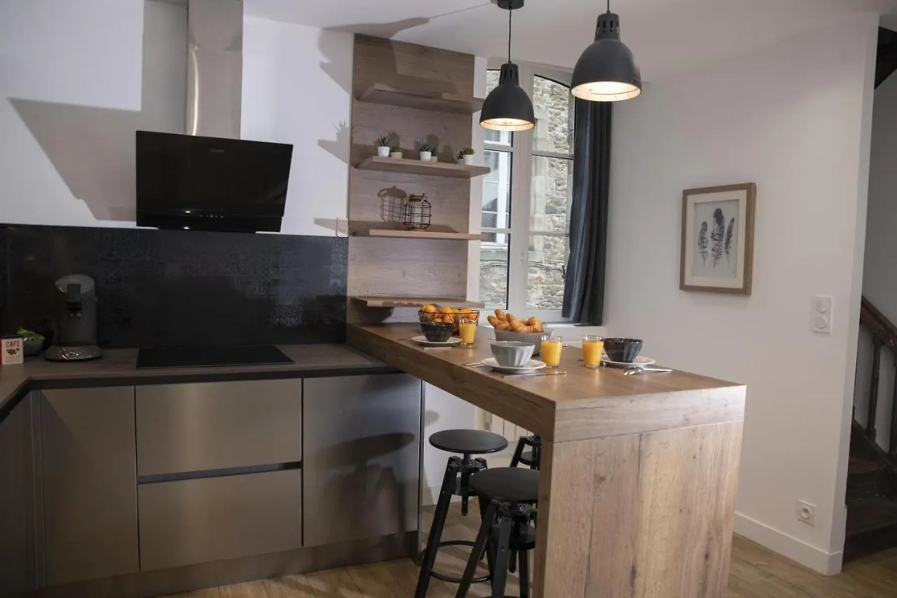 Apartament Triplex 110 M2 Centre Historique Avec Jacuzzi Dinan 0*,